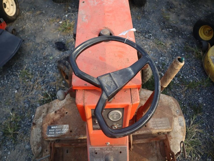 allis-chalmers-610-lawn-&-garden-tractor-image-16
