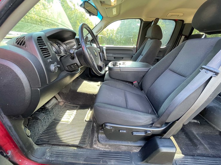 2010-chevrolet-1500-image-65