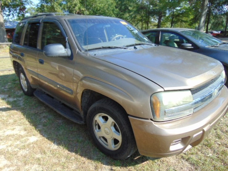 2003-chevrolet-trailblazer-ls-image-8