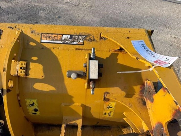 deere-244j-image-8