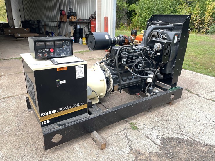 2010-john-deere-6-image-1
