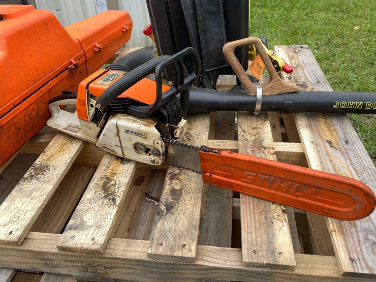 #5402-•-(1)-john-deere-leaf-blower-&-(2)-stihl-chain-saws-image-10
