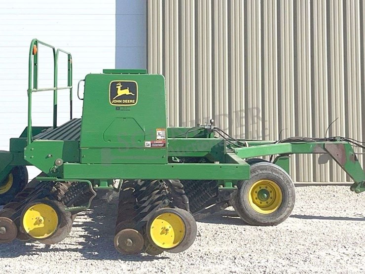 john-deere-750-image-3