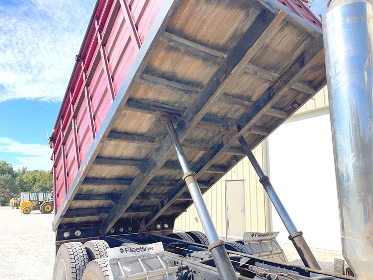 1989-freightliner-tandem-axle-grain-truck-image-64