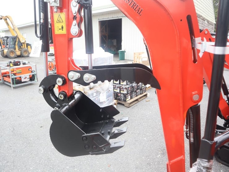 tpm-20k-mini-excavator-image-6