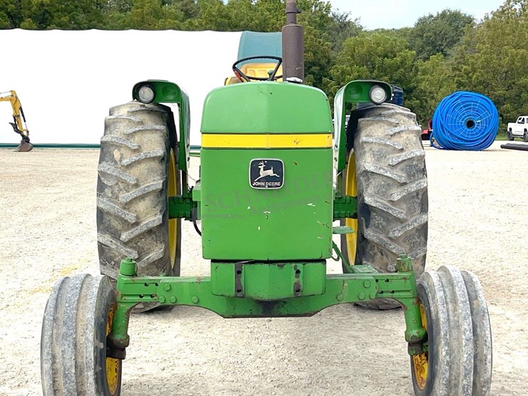 john-deere-2840-image-8
