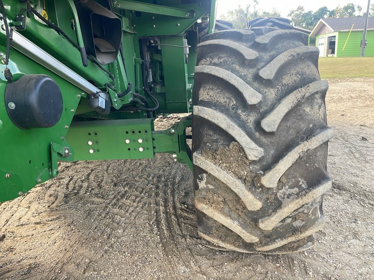 john-deere-s670-image-23