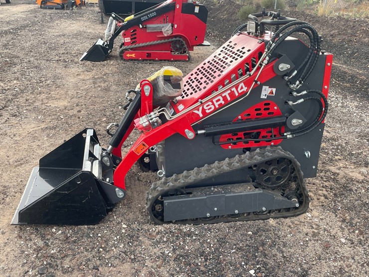 #2036-•-unused-mini-track-loader-image-2