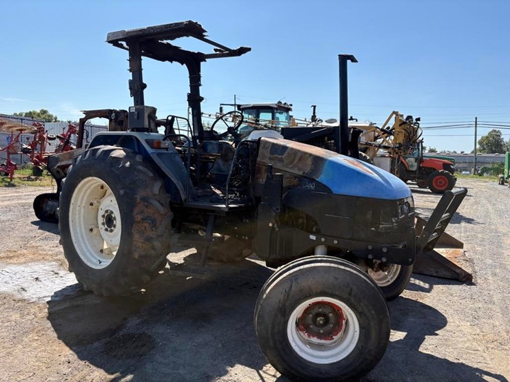 new-holland-tl100-image-1