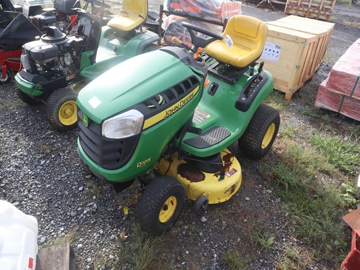 john-deere-d105-image-4