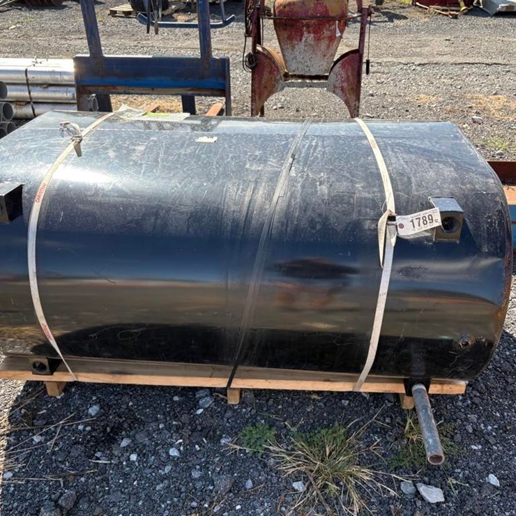 Oil Tank