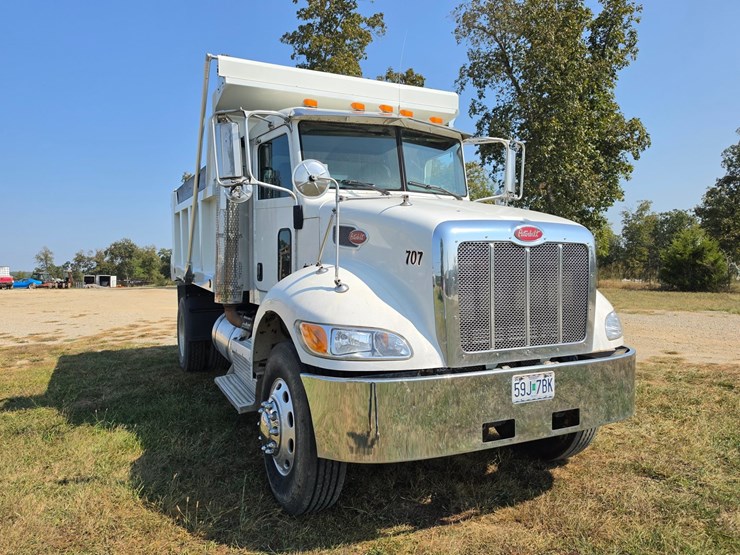2012-peterbilt-382-image-20