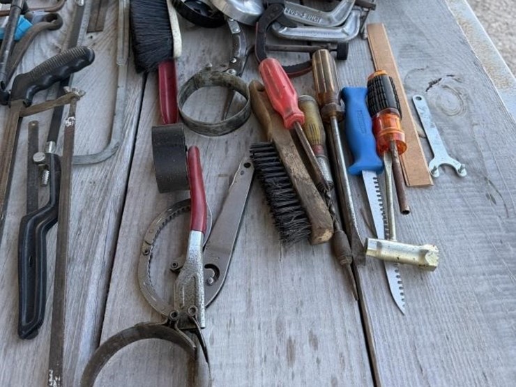 sl--variety-of-shop-tools-image-2