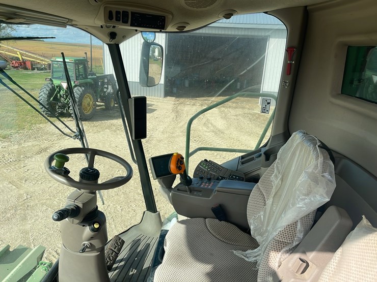 john-deere-s670-image-37