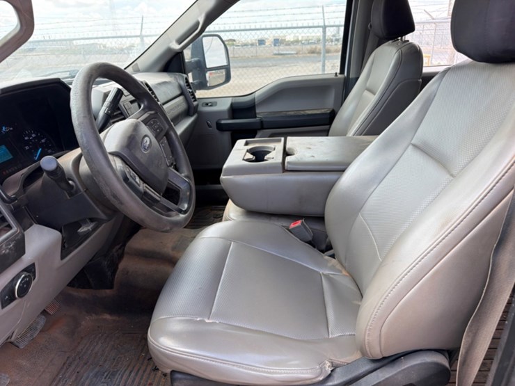 2019-ford-f350-image-9