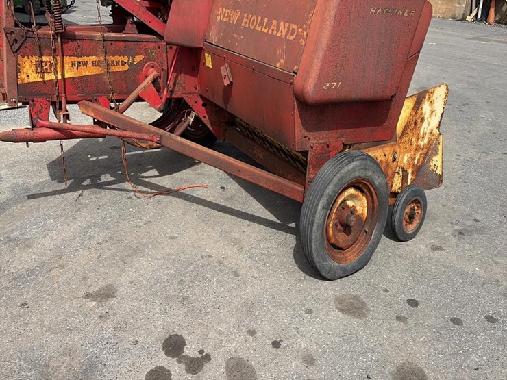 new-holland-271-image-4