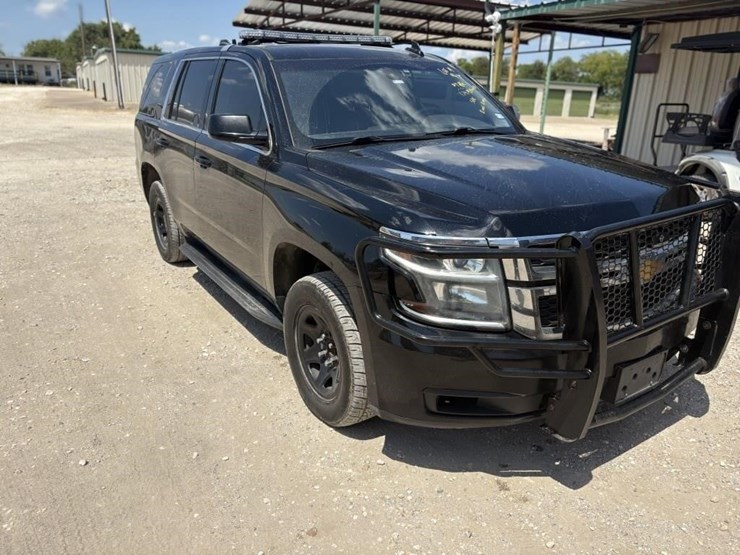 2019-chevrolet-tahoe-image-7