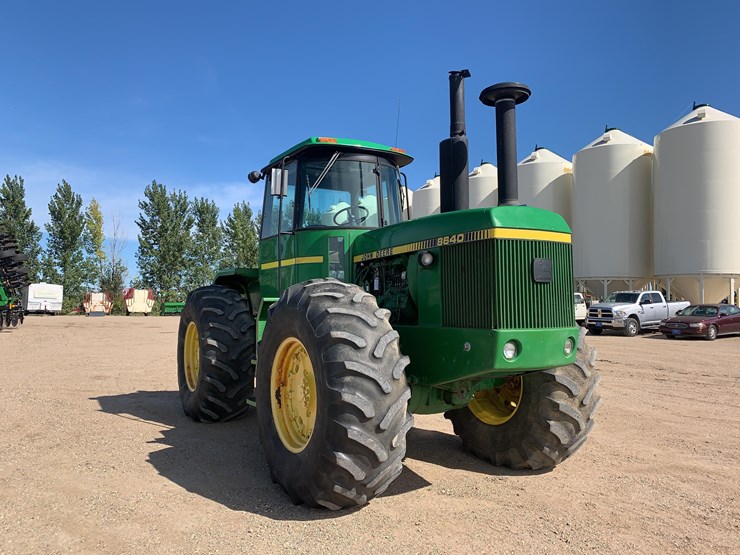 john-deere-8640-image-3