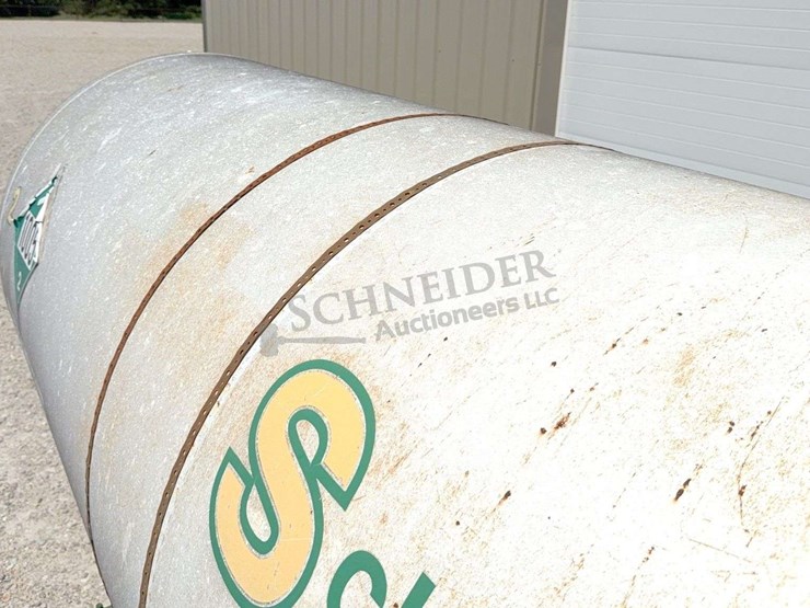 1,000-gallon-anhydrous-wagon-image-31