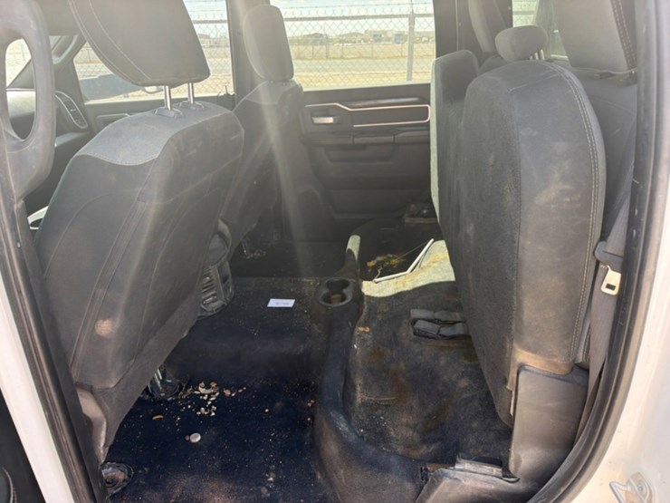 2021-dodge-ram-3500-image-8
