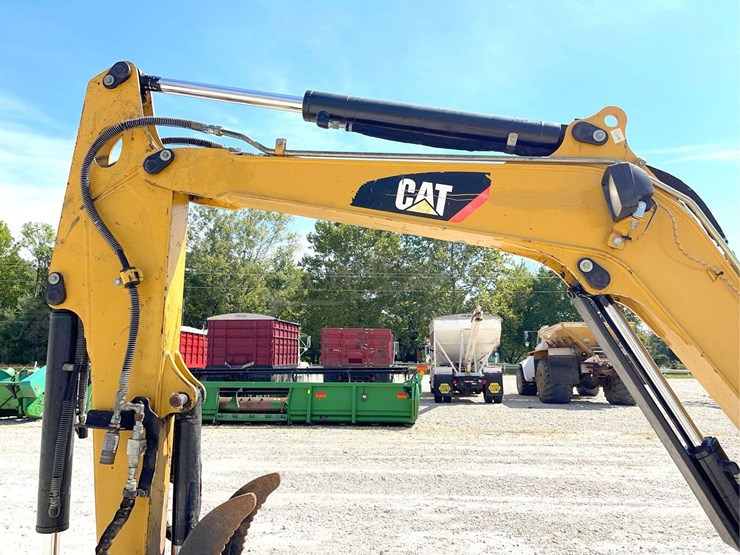 2012-caterpillar-304d-cr-image-35