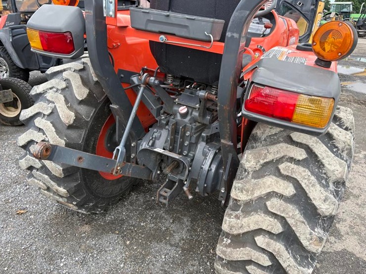 kubota-l3901-image-11