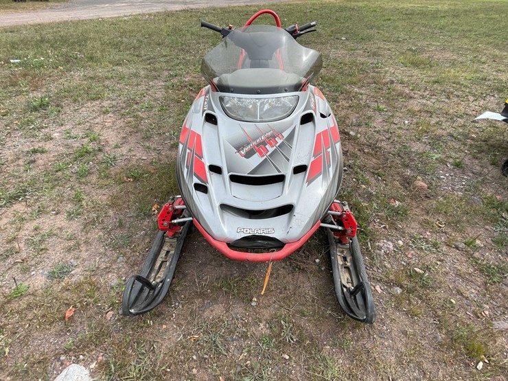 #5053-•-2003-polaris-rmk-vertical-edge-snowmobile-(no-registration-card)-image-2