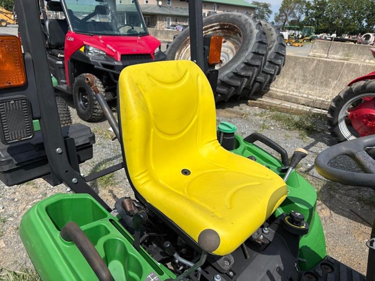 john-deere-1023e-image-13