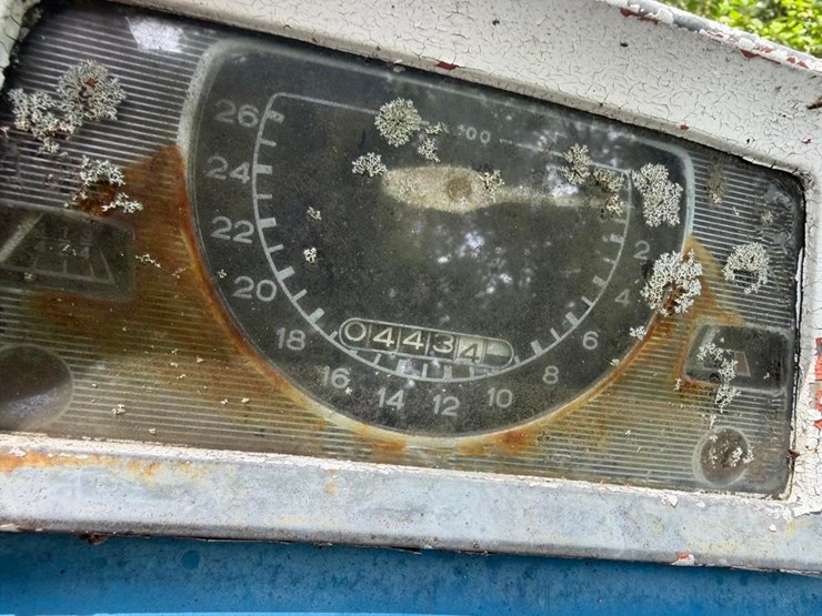 ford-tractor-image-3