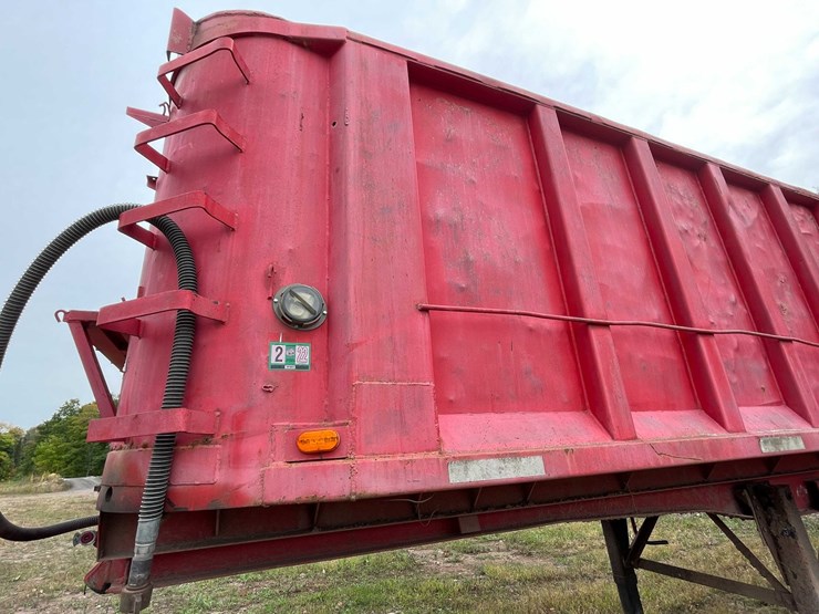 #5052-•-1983-hilbilt-36'-dump-trailer-(has-il-title)-image-11