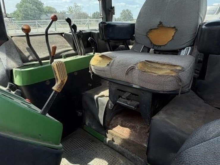 john-deere-4630-image-18