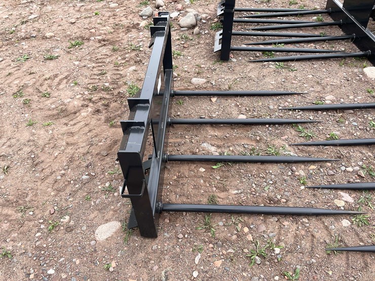 #5198-•-2026-jct-skid-steer-bale-spear-with-quadruple-tines-image-2