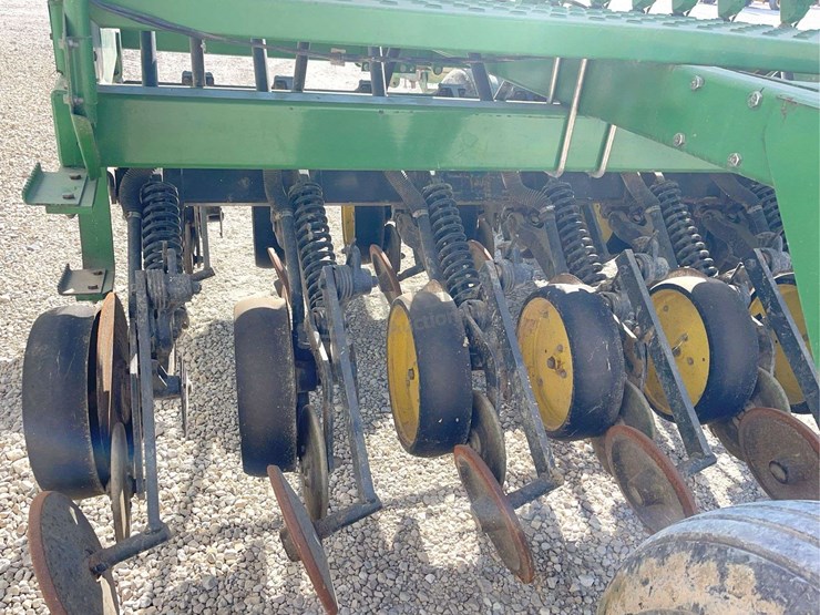john-deere-750-image-28