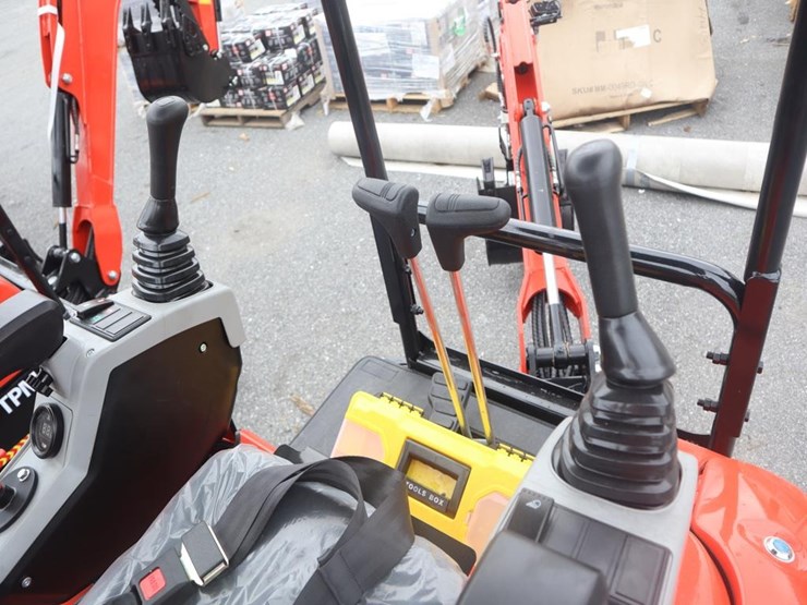 tpm-20kh-mini-excavator-image-11