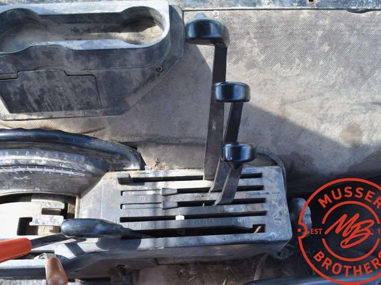 1991-john-deere-4755-image-37