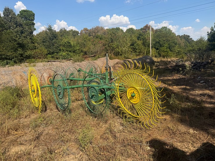 john-deere-702-image-3