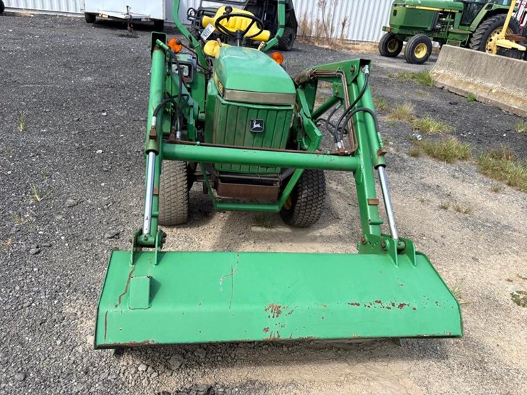 john-deere-655-image-17