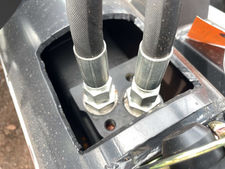 #5136-•-2026-jct-skid-steer-hydraulic-auger-drive-and-(3)-bits-image-8