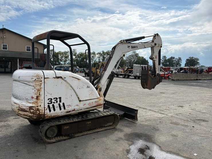 bobcat-331-image-13