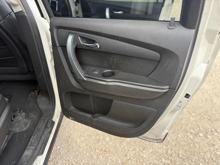 2008-gmc-acadia-image-19