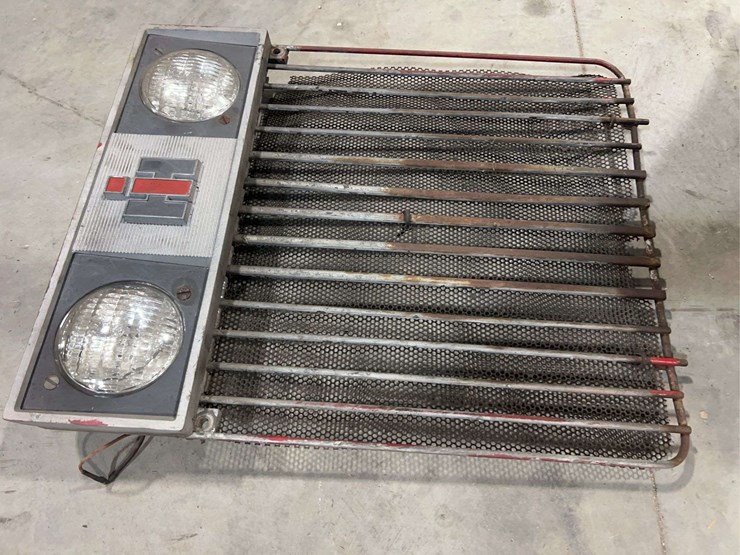 (3)-international-harvester-grille-inserts-image-10