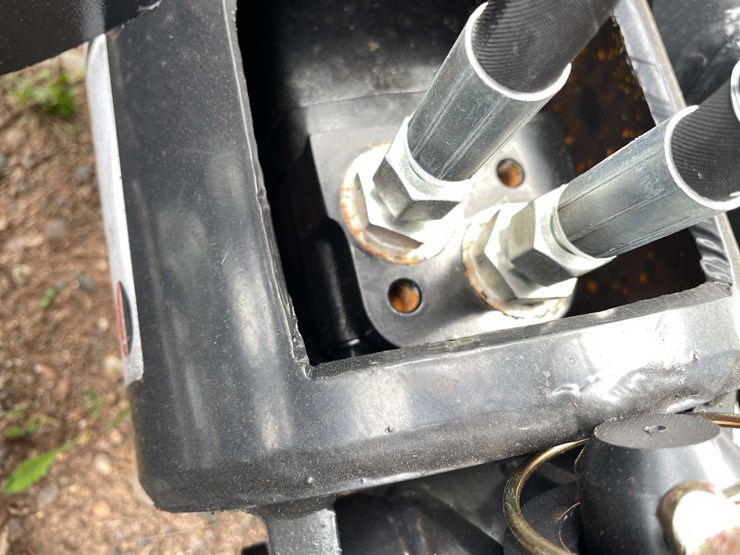 #5140-•-2026-jct-skid-steer-hydraulic-auger-drive-and-(3)-bits-image-7