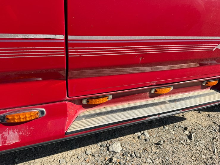 1996-ford-f350-image-37