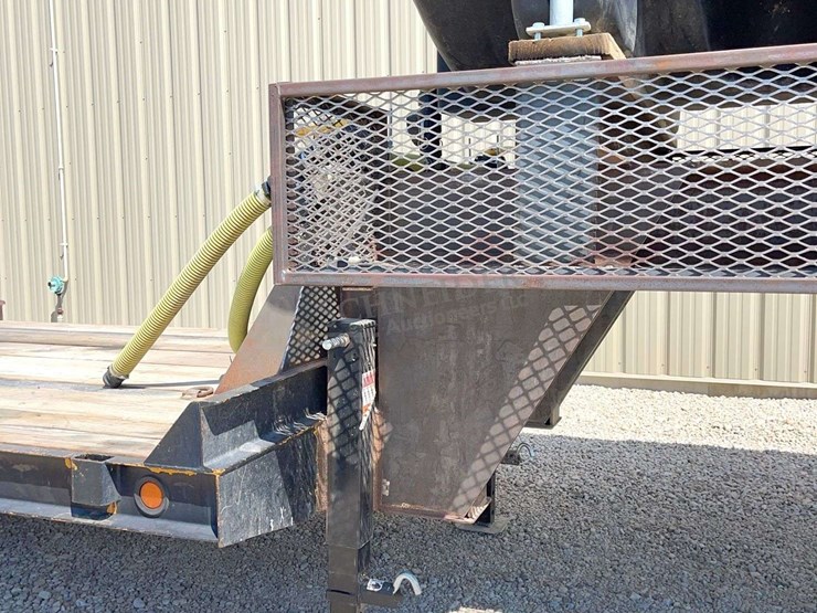 1992-custom-trailer-image-18
