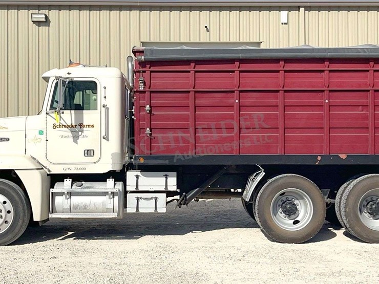 1989-freightliner-tandem-axle-grain-truck-image-6