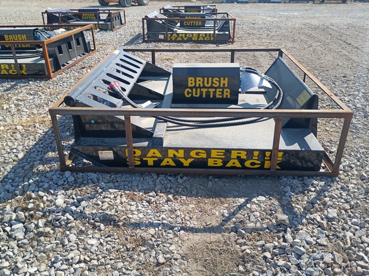 #26914-•-agt-brushcutter-skid-steer-attachment-image-3