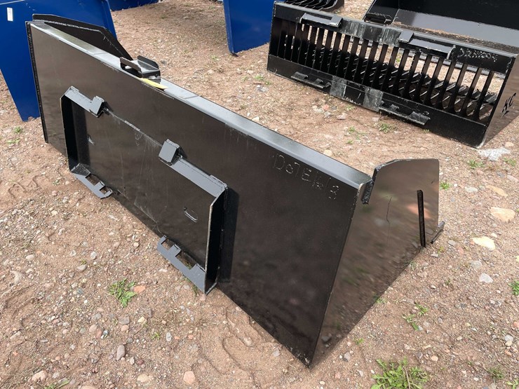 #5112-•-84-in.-skid-steer-snow-&-litter-bucket-image-4