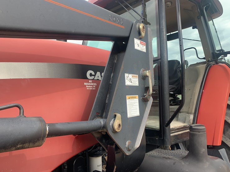 case-mxm-175--tractor-image-42