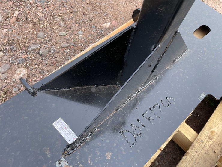 #5100-•-skid-steer-2"-hitch-receiver-v2-image-4