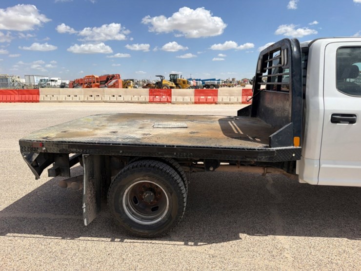 2019-ford-f350-image-4